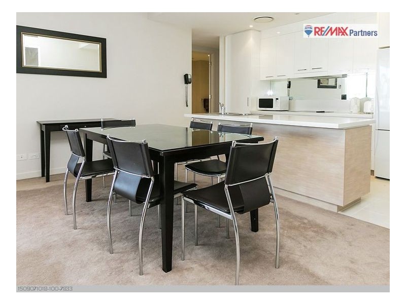 502/468 Esplanade, Torquay QLD 4655