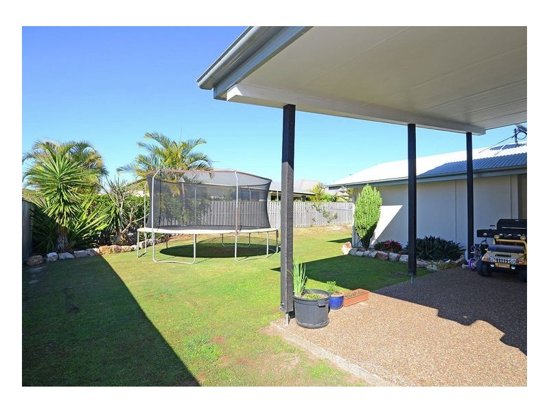 6 Bay Park Rd, Wondunna QLD 4655