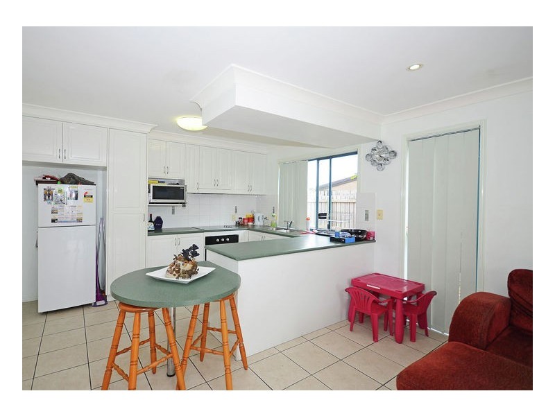 1/83 Ibis Blvd, Eli Waters QLD 4655