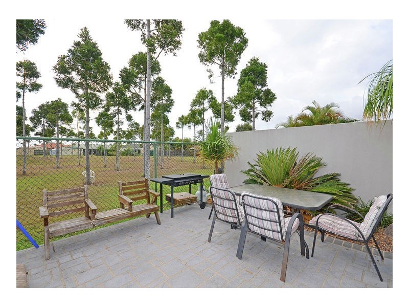 1/83 Ibis Blvd, Eli Waters QLD 4655