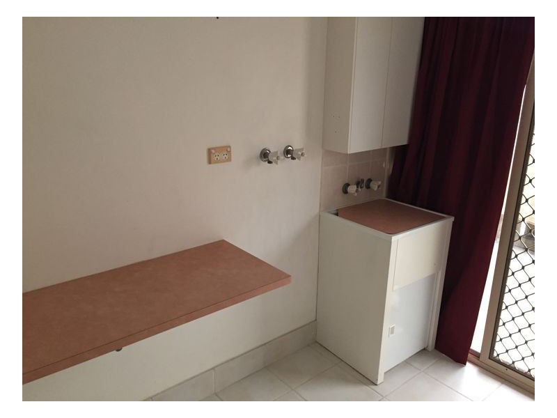 19 Kent Street, Urangan QLD 4655