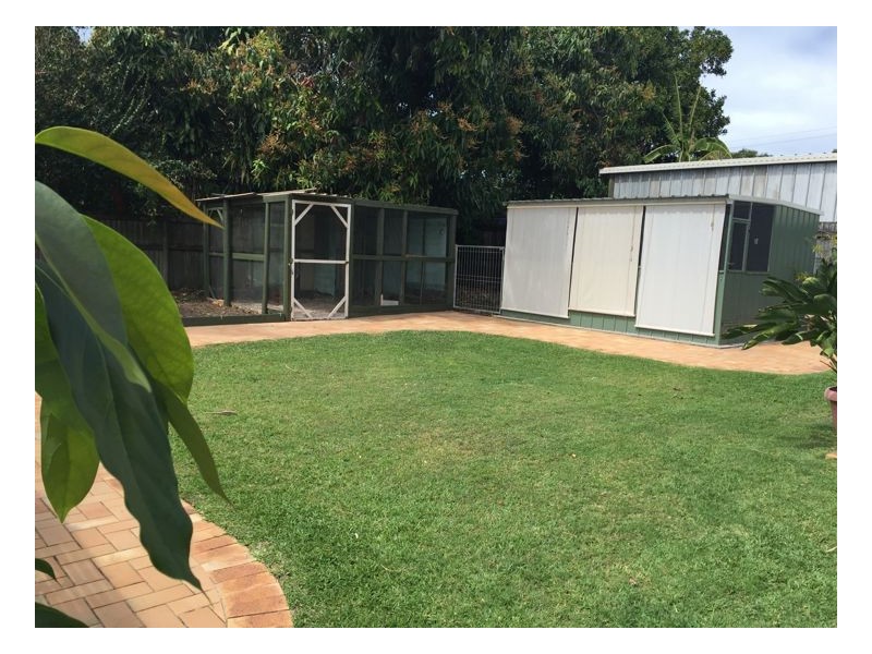 19 Kent Street, Urangan QLD 4655