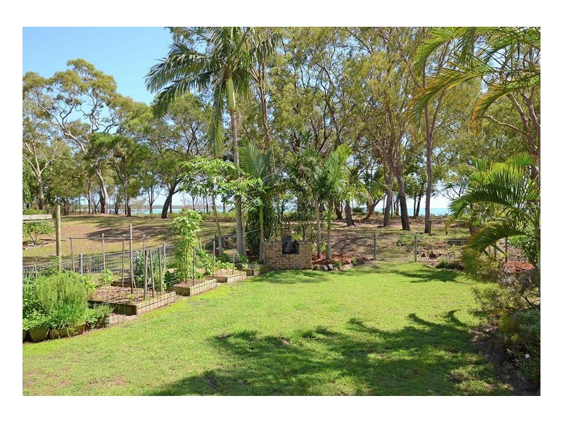 128 Burrum Street, Burrum Heads QLD 4659