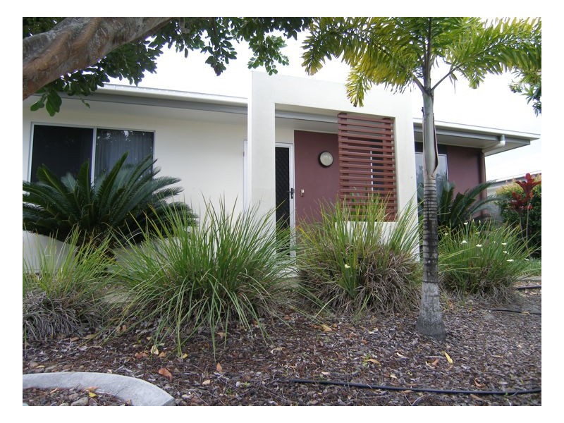 33/230 Pulgul Street, Urangan QLD 4655