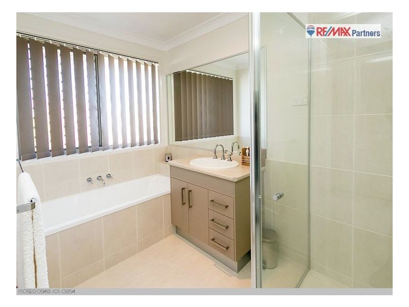 90 Palm Way, Dundowran Beach QLD 4655