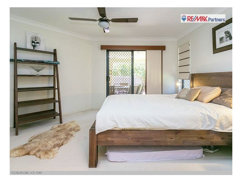 14 Whipbird Ct, Urangan QLD 4655