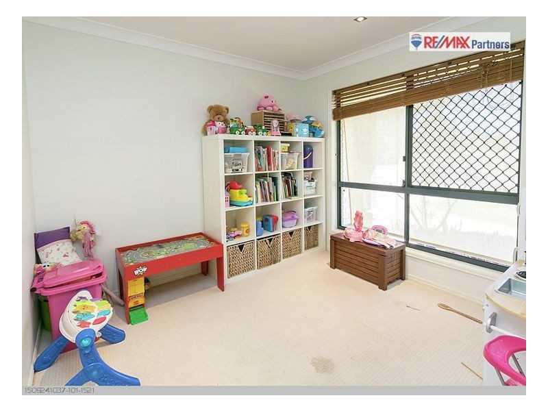 14 Whipbird Ct, Urangan QLD 4655