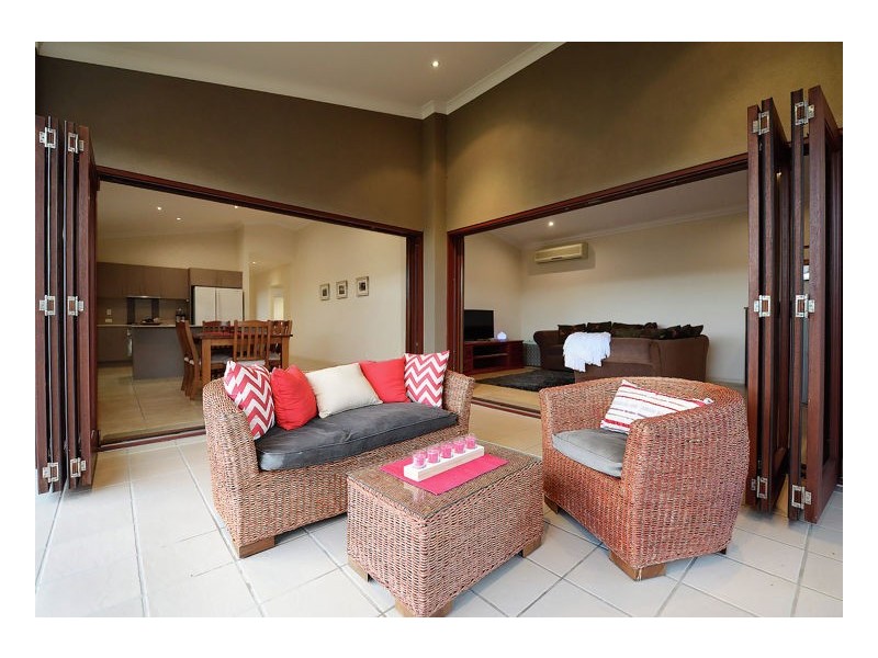 13 Parklands Boulevard, Wondunna QLD 4655