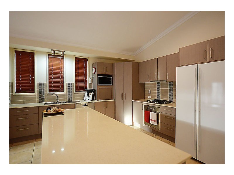 13 Parklands Boulevard, Wondunna QLD 4655