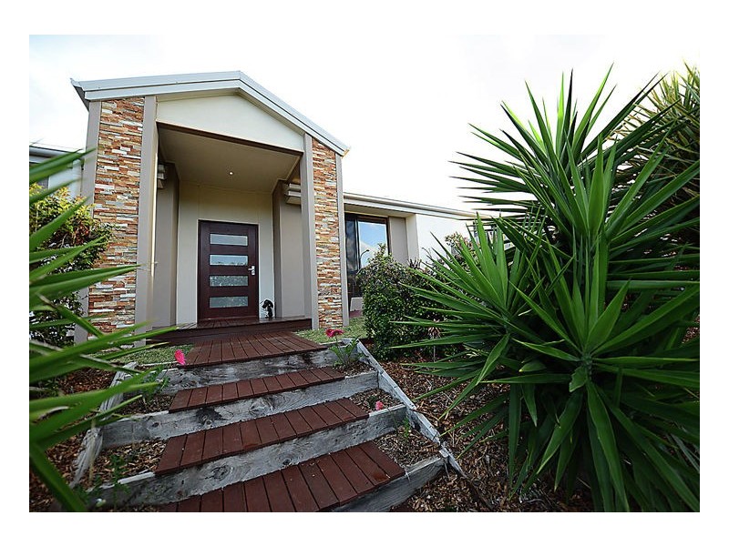 13 Parklands Boulevard, Wondunna QLD 4655