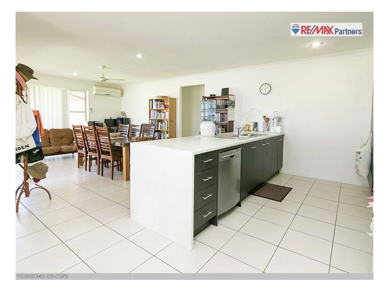 11 Golden Grove Ct, Eli Waters QLD 4655