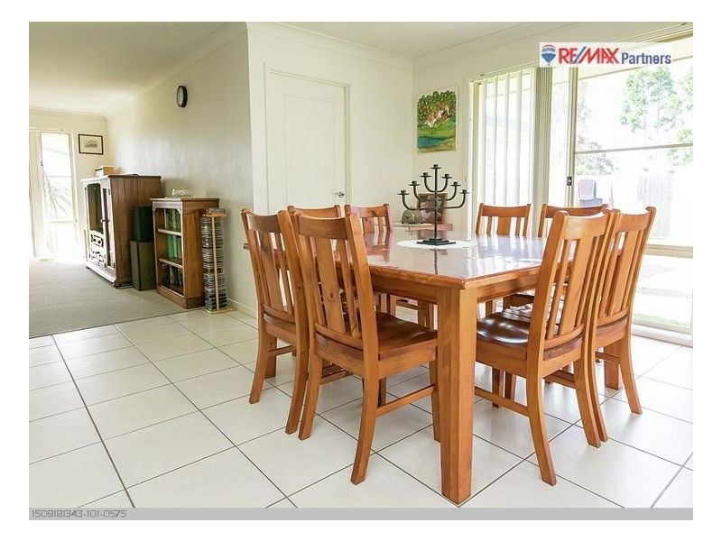 11 Golden Grove Ct, Eli Waters QLD 4655