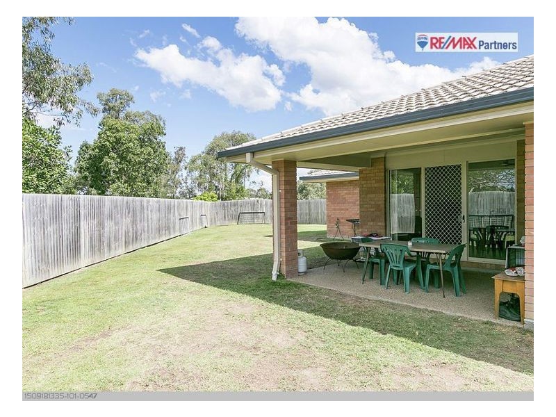 11 Golden Grove Ct, Eli Waters QLD 4655