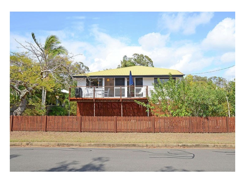 40 Esplanade, Point Vernon QLD 4655