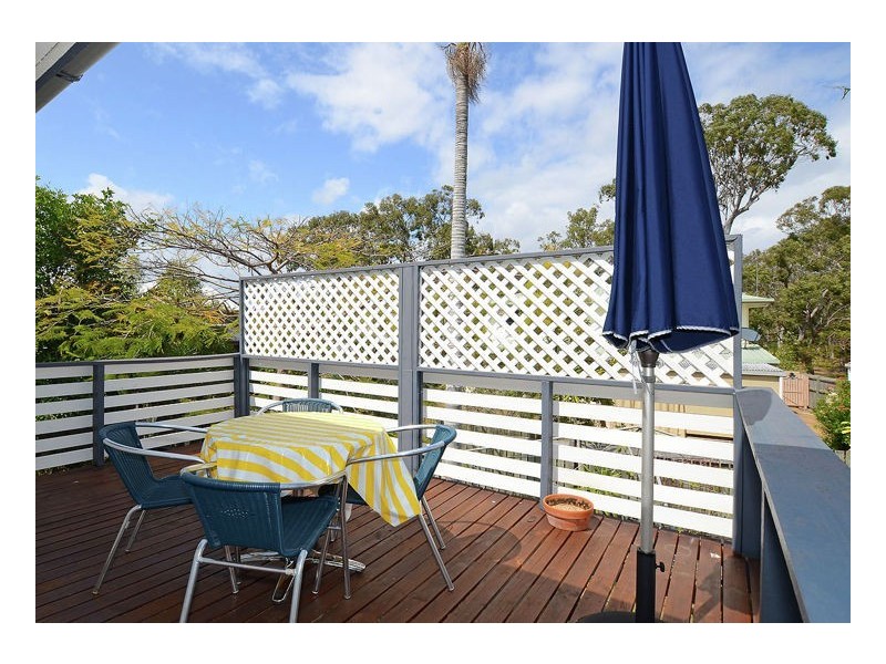 40 Esplanade, Point Vernon QLD 4655