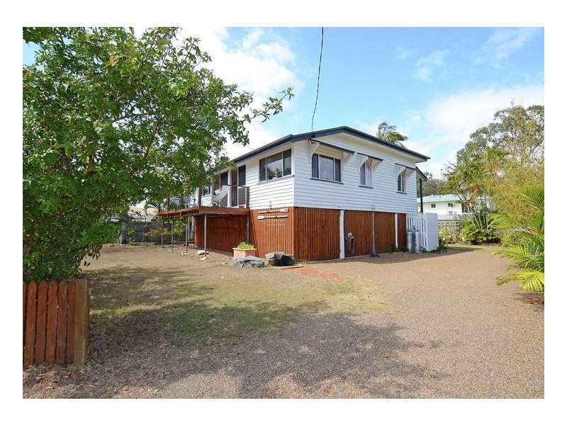 40 Esplanade, Point Vernon QLD 4655