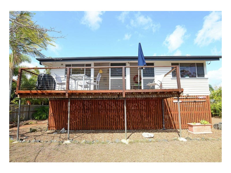 40 Esplanade, Point Vernon QLD 4655