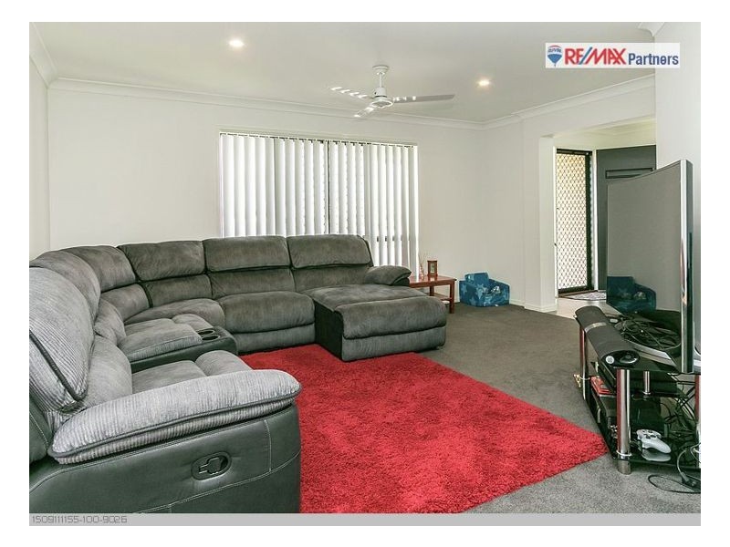 25 Bayridge Heights Drive, Nikenbah QLD 4655