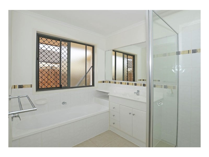 1/24 Glengarry Court, Kawungan QLD 4655
