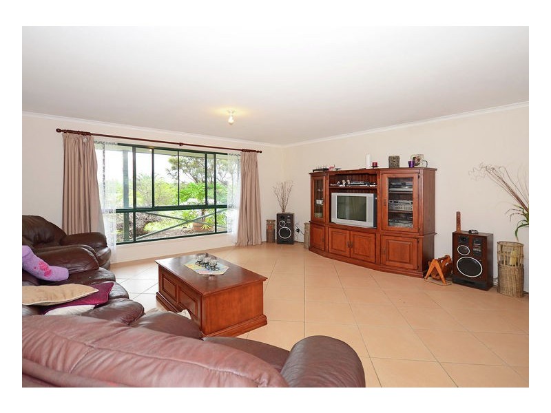 10 Homestead Close, Takura QLD 4655