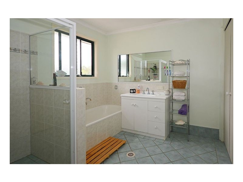 10 Homestead Close, Takura QLD 4655