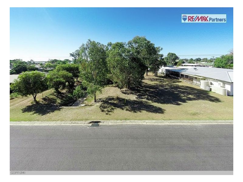 28 Riverview Dr, Burrum Heads QLD 4659