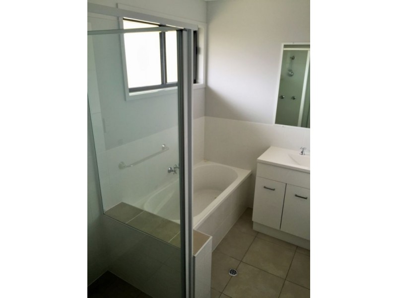 3 Stringybark Drive, Urangan QLD 4655