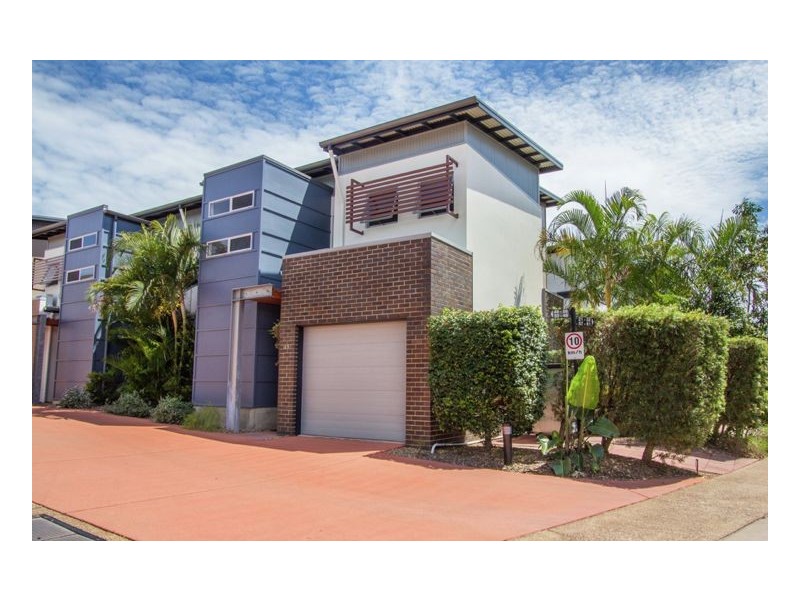 49/136 Pulgul Street, Urangan QLD 4655
