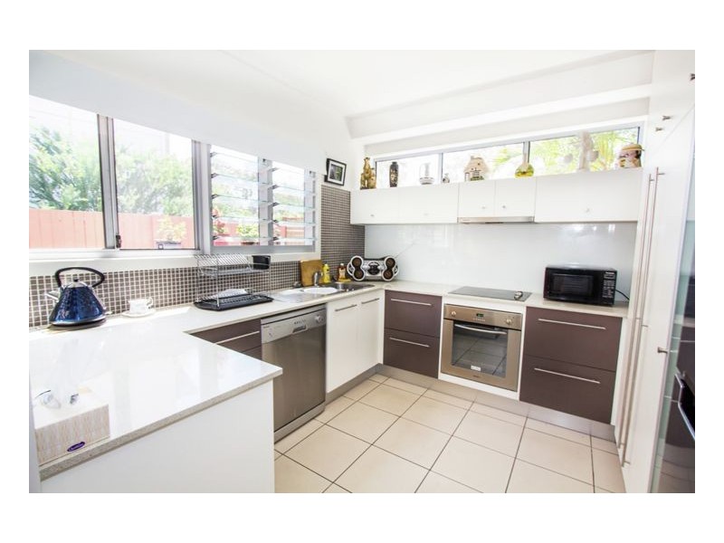 49/136 Pulgul Street, Urangan QLD 4655