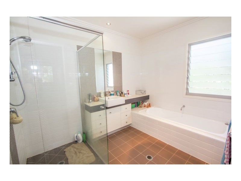 49/136 Pulgul Street, Urangan QLD 4655