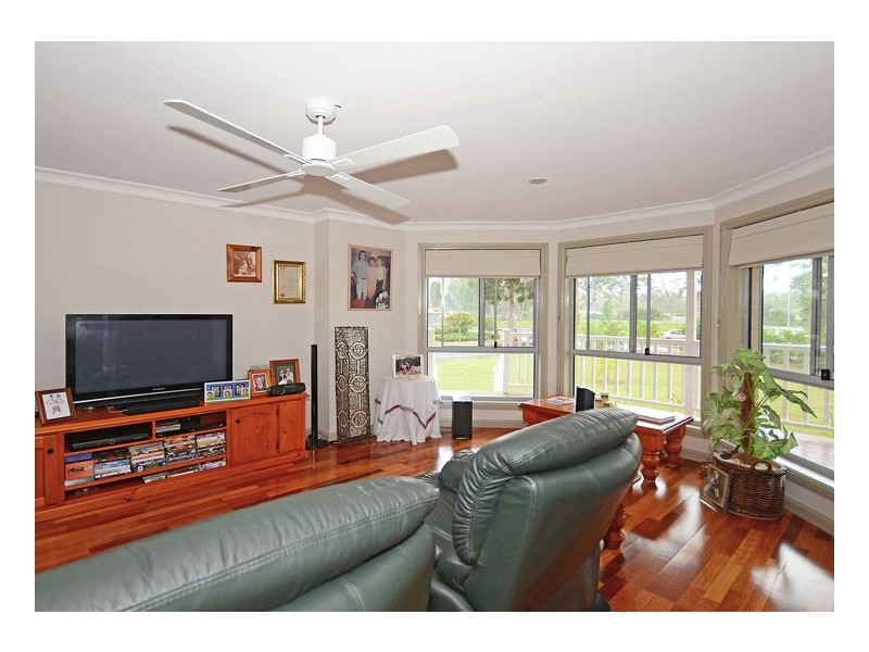 18 Elboz Ct, Burrum Heads QLD 4659