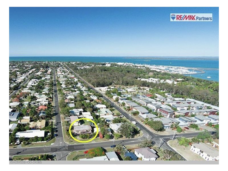 66 Moolyyir Street, Urangan QLD 4655