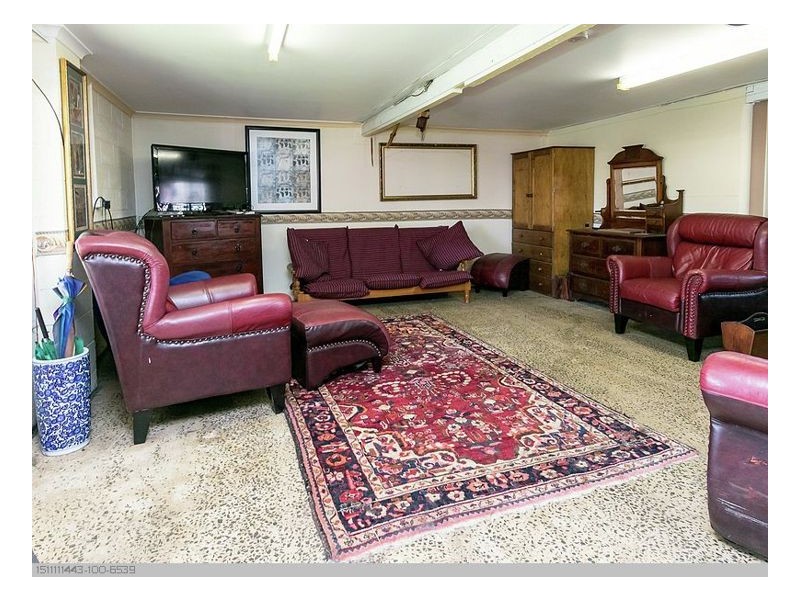 66 Moolyyir Street, Urangan QLD 4655