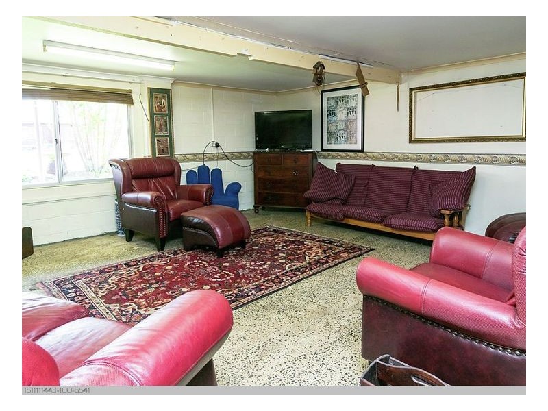 66 Moolyyir Street, Urangan QLD 4655