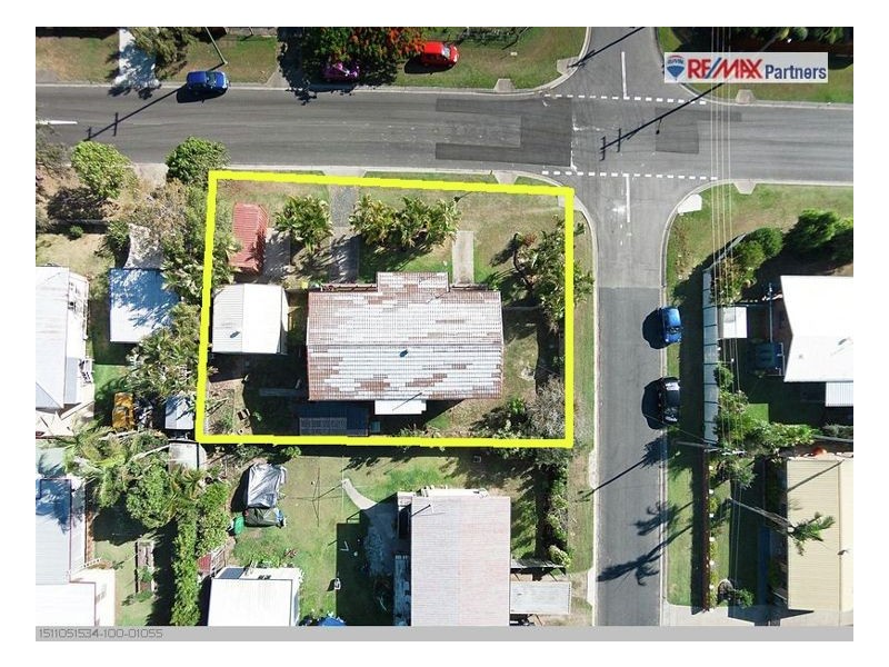 66 Moolyyir Street, Urangan QLD 4655