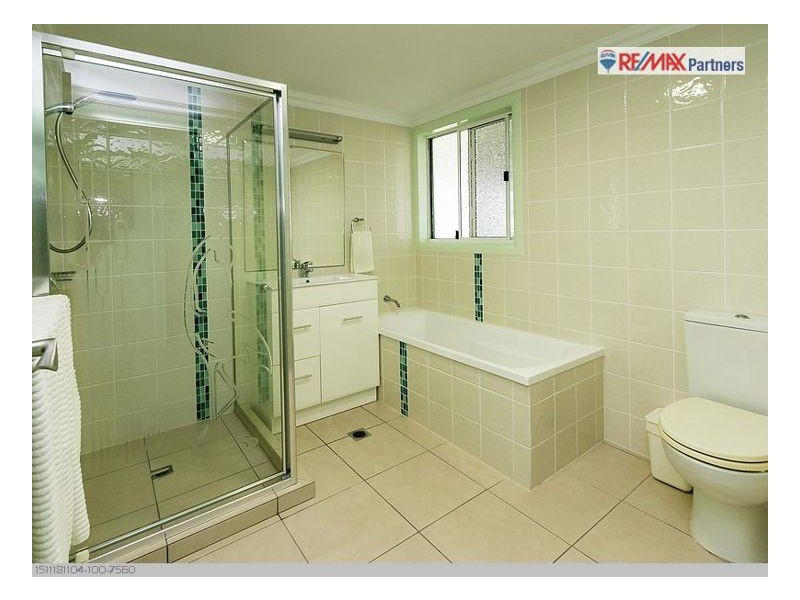 11 Aplin St, Point Vernon QLD 4655