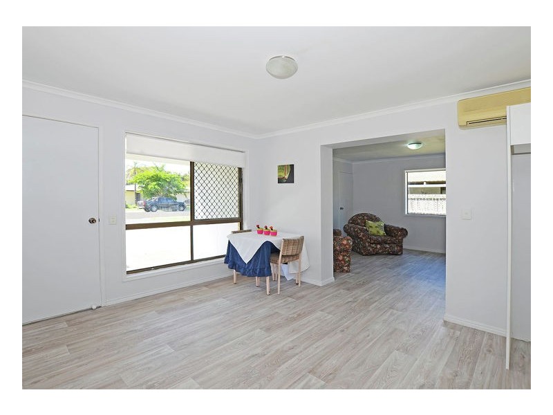 33 William St, Urangan QLD 4655