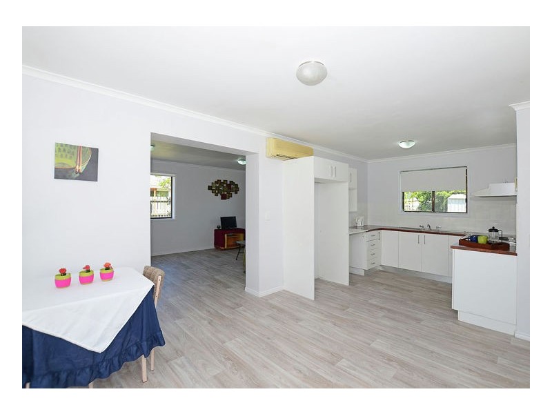 33 William St, Urangan QLD 4655