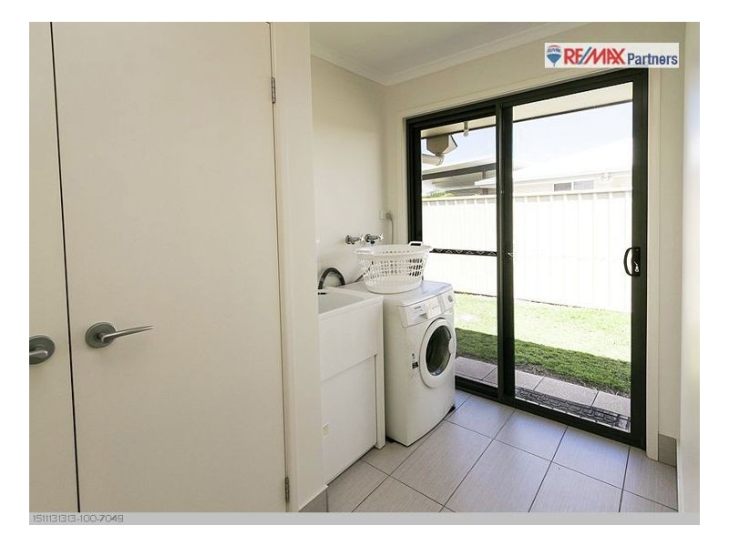 7 Honey Myrtle Close, Burrum Heads QLD 4659