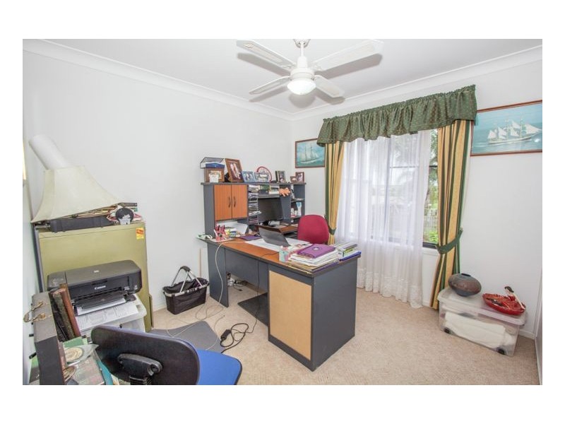 38 Victor Dr, Kawungan QLD 4655