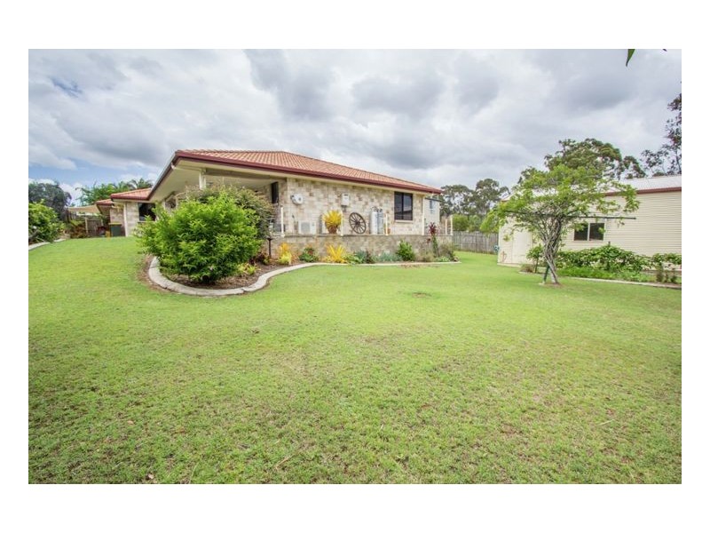 38 Victor Dr, Kawungan QLD 4655