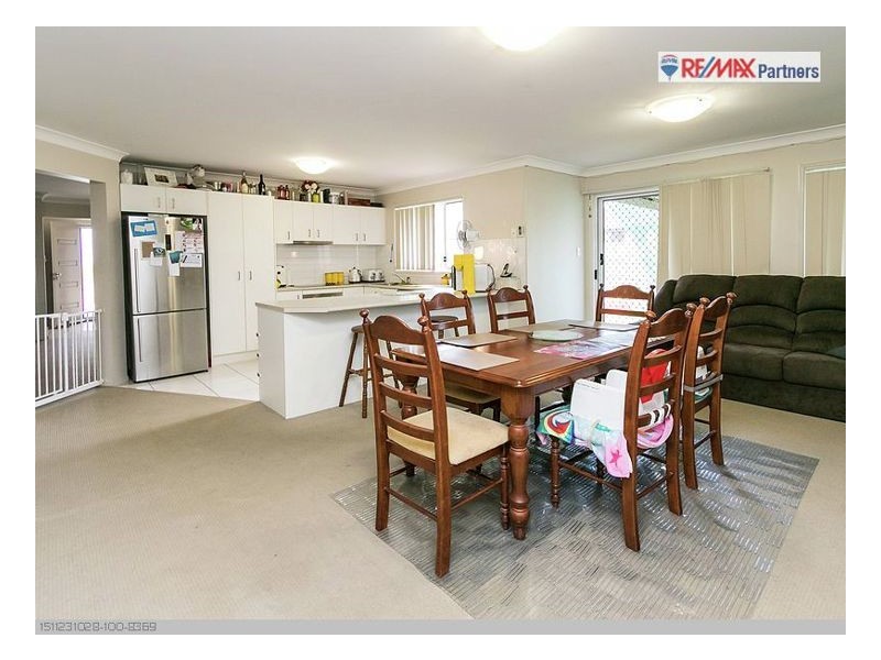 8 Steel Street, Nikenbah QLD 4655