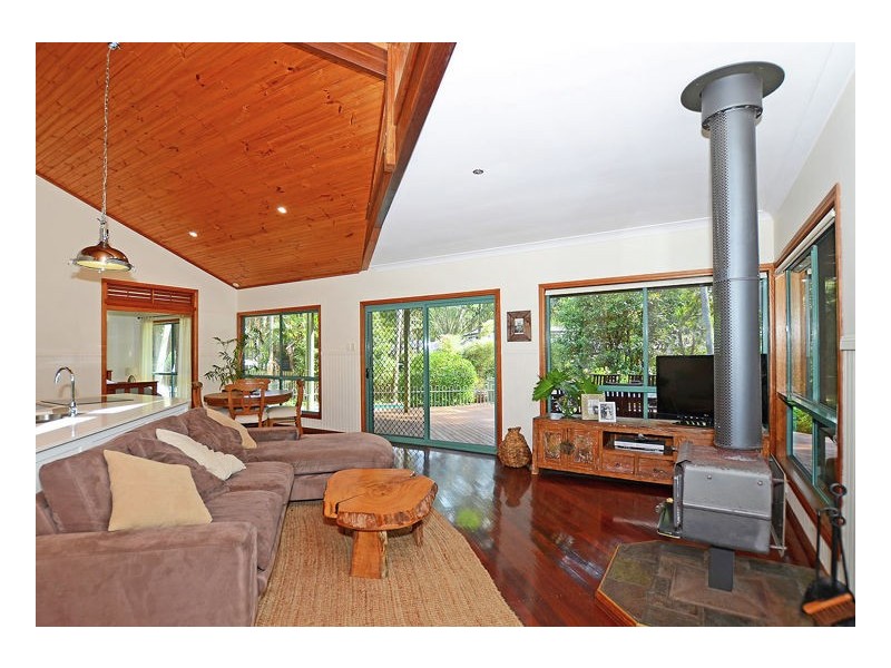 20-22 Palm Way, Dundowran Beach QLD 4655