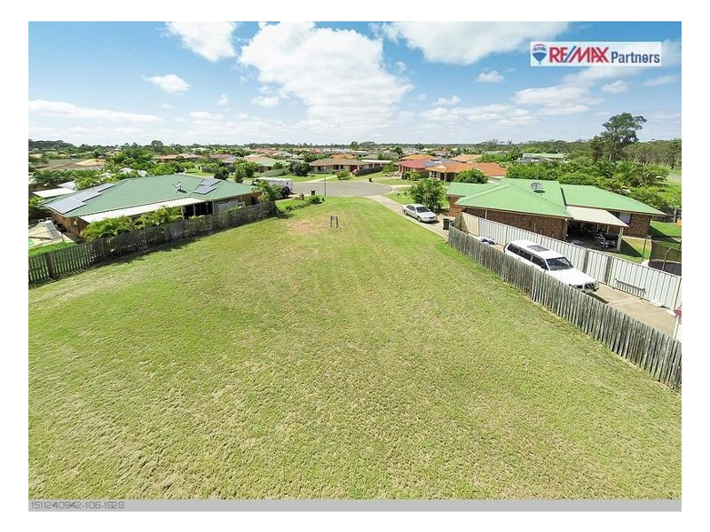 11 Chanak Cl, Point Vernon QLD 4655