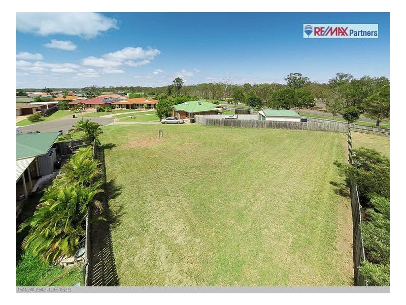 11 Chanak Cl, Point Vernon QLD 4655