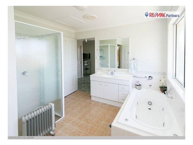 24 Manchester Court, Dundowran QLD 4655