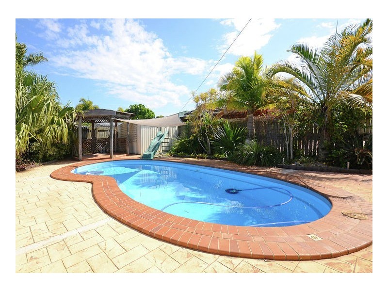 4 Rocky Court, Kawungan QLD 4655