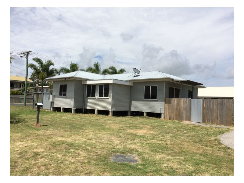 15 Pine Street, Torquay QLD 4655