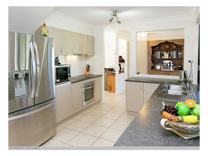 6 Russell Drive, River Heads QLD 4655