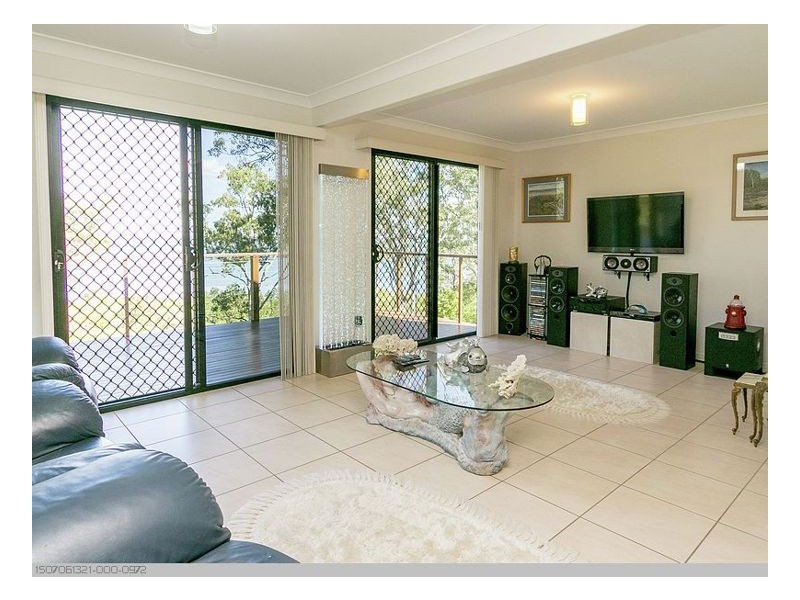 6 Russell Drive, River Heads QLD 4655
